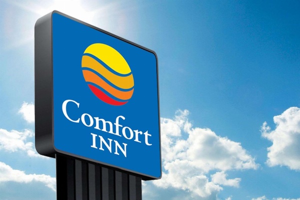 Comfort Inn Raleigh Midtown image 3